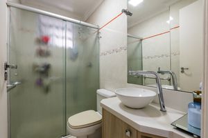 Image 9 - 923859