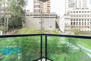 Image 19 - 923861
