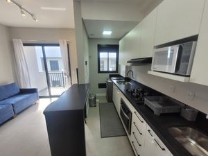 Image 4 - 923862