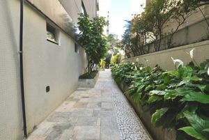 Image 34 - 923863