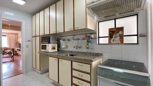 Image 35 - 923864