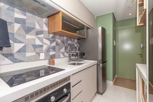 Image 13 - 923865