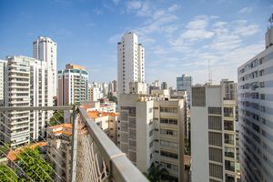 Image 8 - 923867