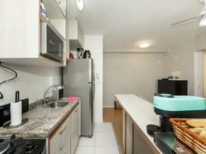 Image 6 - 923868