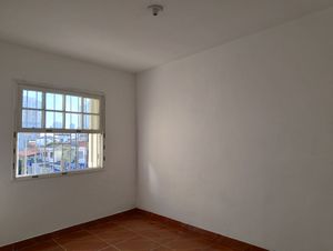 Image 33 - 923871
