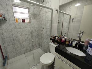 Image 10 - 923879