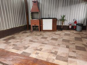 Image 22 - 923879