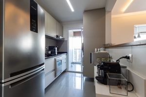 Image 19 - 923880