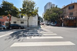 Image 35 - 923886