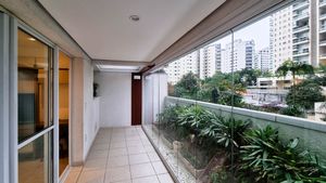 Image 5 - 923887
