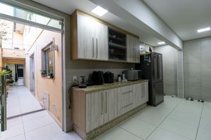 Image 12 - 923892