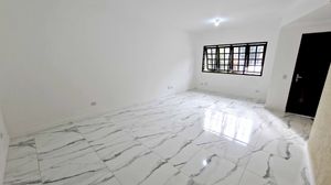 Image 19 - 923893