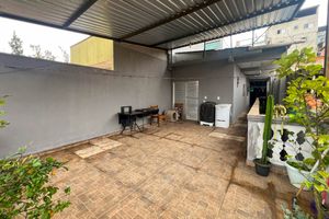 Image 12 - 923894