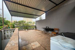 Image 9 - 923894