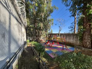 Image 28 - 923895