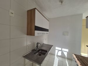 Image 3 - 923895