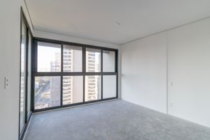 Image 10 - 923896