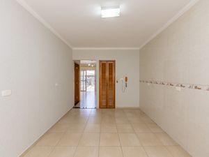 Image 35 - 923897