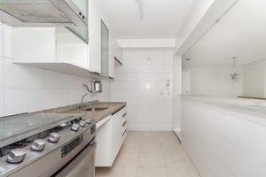Image 7 - 923899