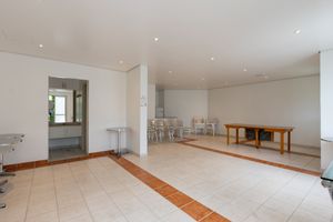 Image 61 - 923903
