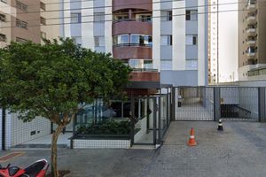 Image 64 - 923903