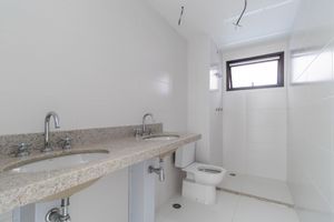 Image 21 - 923908
