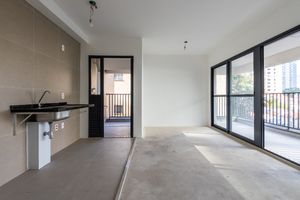 Image 37 - 923910