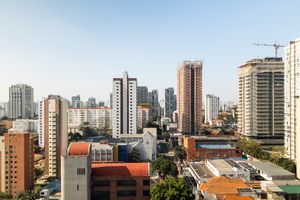 Image 61 - 923910