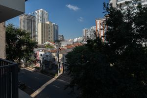 Image 17 - 923910