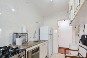 Image 22 - 923912