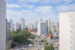 Image 20 - 923915