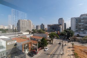 Image 10 - 923917