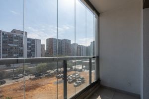 Image 8 - 923917