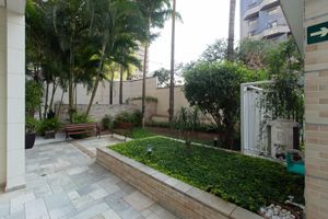 Image 56 - 923918