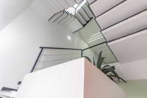 Image 34 - 923919