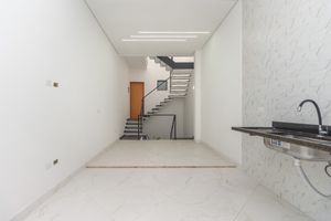 Image 9 - 923919