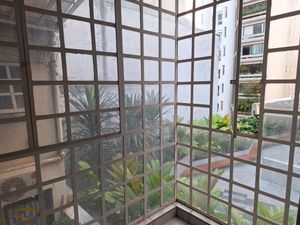 Image 3 - 923920