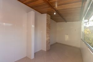 Image 27 - 923923