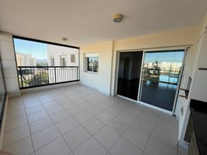 Image 3 - 923924