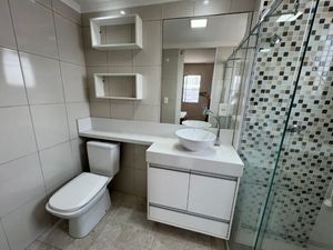 Image 13 - 923926