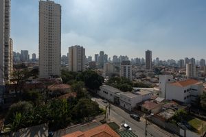 Image 32 - 923928
