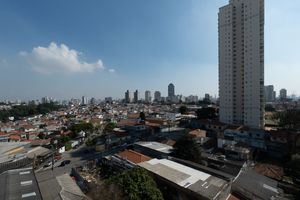 Image 16 - 923928