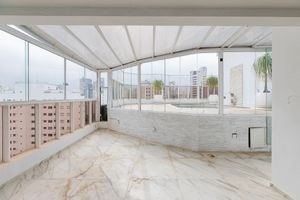 Image 37 - 923931