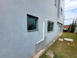Image 28 - 923935