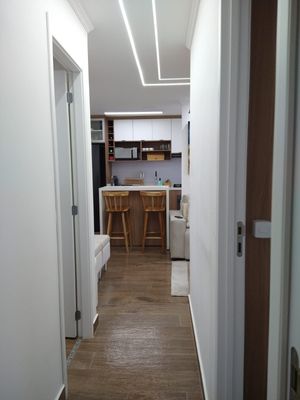Image 6 - 923937