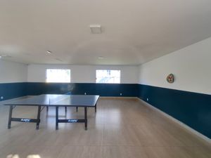 Image 19 - 923941
