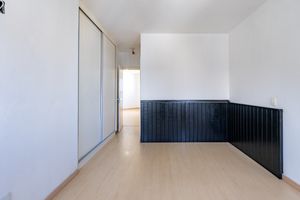 Image 34 - 923943