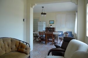 Image 7 - 923951
