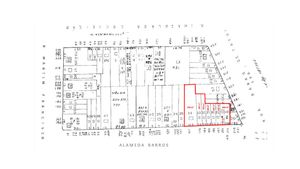 Image 11 - 923953