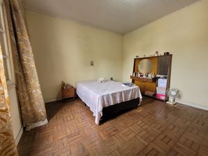 Image 6 - 923959